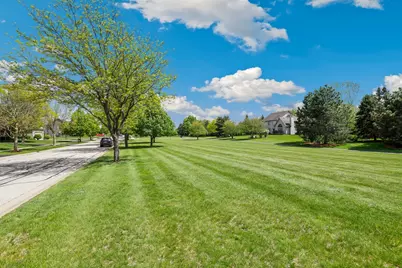 834 Citizen Avenue, Elburn, IL 60119 - Photo 37