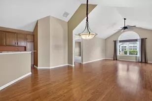 16635 S Fox Run Cir, Plainfield, IL 60586 - Photo 3