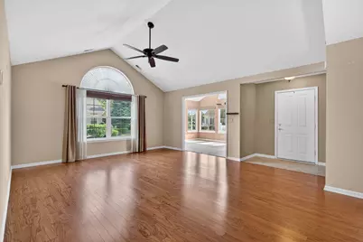16635 S Fox Run Circle, Plainfield, IL 60586 - Photo 5