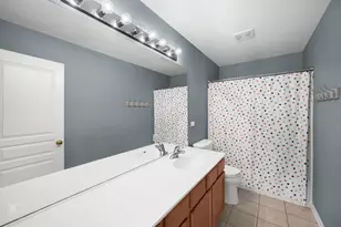 2 Marshall Ash Ct, Bolingbrook, IL 60490 - Photo 13