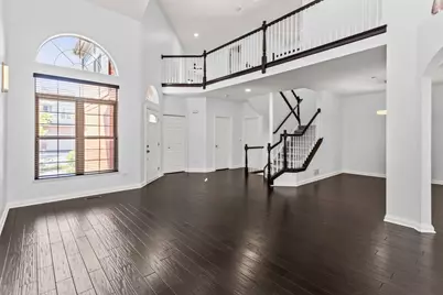 4406 Lainie Circle, Glenview, IL 60026 - Photo 11