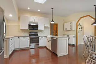 22719 W Silver Lake Ave, Antioch, IL 60002 - Photo 5