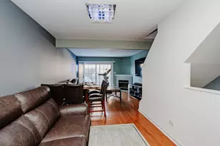 5039 Warren St, Skokie, IL 60077 - Photo 5