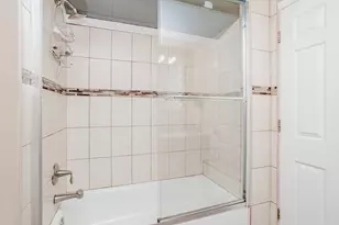 5039 Warren St, Skokie, IL 60077 - Photo 27