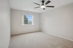 1975 Windsong Dr, Schaumburg, IL 60194 - Photo 11