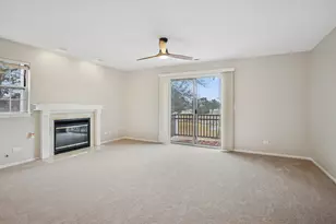 1975 Windsong Dr, Schaumburg, IL 60194 - Photo 7