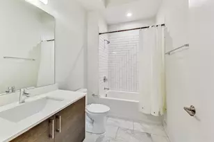 847 N Larrabee St, Chicago, IL 60610 - Photo 15