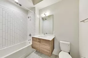 847 N Larrabee St, Chicago, IL 60610 - Photo 21