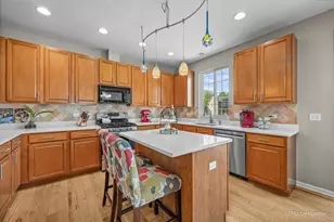 142 Augusta Ln, Cary, IL 60013 - Photo 9