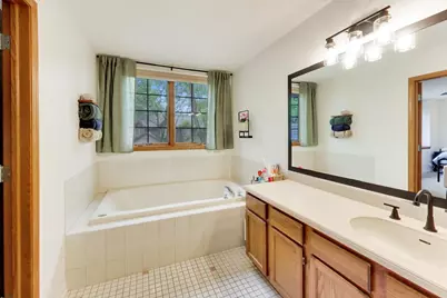 919 Millcreek Circle, Elgin, IL 60123 - Photo 21