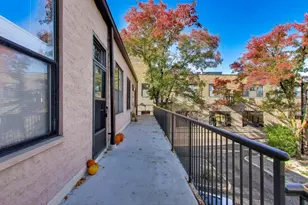 400 N Racine Ave, Chicago, IL 60642 - Photo 3