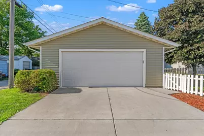 2226 15 1/2 Street, Rock Island, IL 61201 - Photo 37