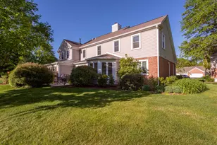 636 Stirling Ln, Prospect Heights, IL 60070 - Photo 27