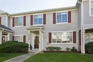2316 Reflections Dr, Aurora, IL 60502 - Photo 1