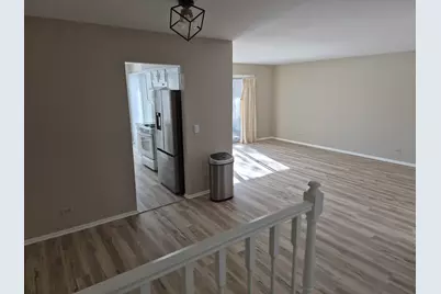 271 Southwick Court #271, Vernon Hills, IL 60061 - Photo 5