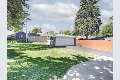 1911 N Hickory Street, Crest Hill, IL 60403 - Photo 7