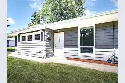 1911 N Hickory Street, Crest Hill, IL 60403 - Photo 3