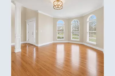 911 E Butterfield Circle, Shorewood, IL 60404 - Photo 3