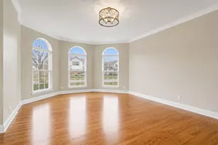 911 E Butterfield Circle, Shorewood, IL 60404 - Photo 7