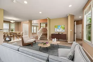 2421 Chambourd Dr, Buffalo Grove, IL 60089 - Photo 5