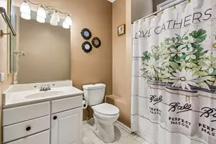 2421 Chambourd Dr, Buffalo Grove, IL 60089 - Photo 17