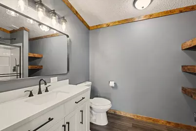 802 Reynolds Drive, Charleston, IL 61920 - Photo 25