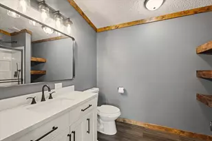 802 Reynolds Dr, Charleston, IL 61920 - Photo 25