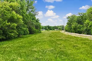 802 Reynolds Dr, Charleston, IL 61920 - Photo 29