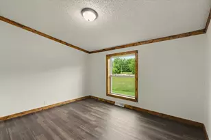 802 Reynolds Dr, Charleston, IL 61920 - Photo 21