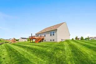 1306 S Wind Dr, Sandwich, IL 60548 - Photo 31