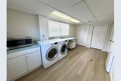 8927 S Sacramento Avenue, Evergreen Park, IL 60805 - Photo 27