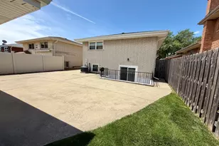 8927 S Sacramento Ave, Evergreen Park, IL 60805 - Photo 29
