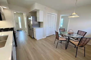 8927 S Sacramento Ave, Evergreen Park, IL 60805 - Photo 9
