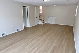 8927 S Sacramento Ave, Evergreen Park, IL 60805 - Photo 25