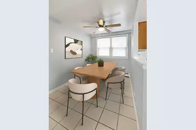 6447 S Narragansett Avenue #1B, Chicago, IL 60638 - Photo 3