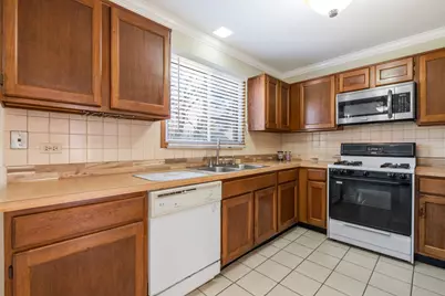 1008 Churchill Drive, Naperville, IL 60563 - Photo 7