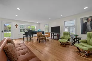 1419 E Forest Ave, Wheaton, IL 60187 - Photo 3