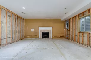 827 N Loomis St, Naperville, IL 60563 - Photo 29