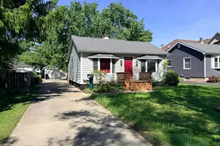 827 N Loomis St, Naperville, IL 60563 - Photo 1