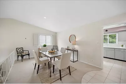 3137 Greenleaf Avenue, Wilmette, IL 60091 - Photo 9
