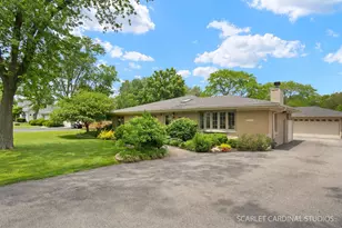526 72nd St, Darien, IL 60561 - Photo 1
