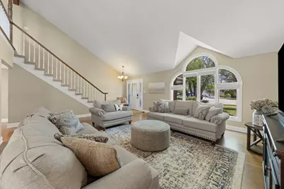 17652 Crestview Court, Orland Park, IL 60467 - Photo 5