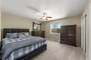 17652 Crestview Ct, Orland Park, IL 60467 - Photo 23