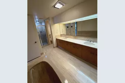 180 E Pearson Street #4202, Chicago, IL 60611 - Photo 7