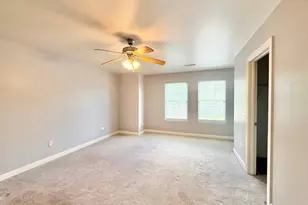 930 Case St, Naperville, IL 60563 - Photo 11