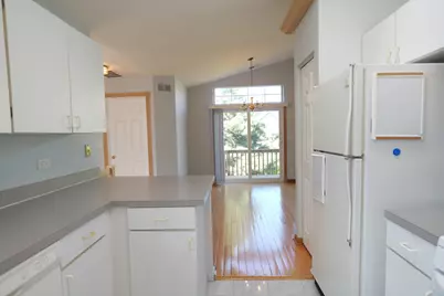 122 Kennebunk Court #122, Glendale Heights, IL 60139 - Photo 5