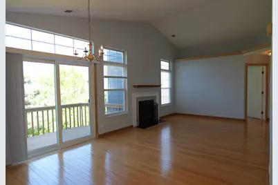 122 Kennebunk Court #122, Glendale Heights, IL 60139 - Photo 7