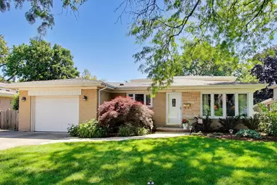 905 S School Street, Mount Prospect, IL 60056 - Photo 1