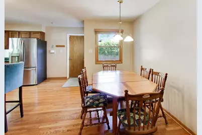 905 S School Street, Mount Prospect, IL 60056 - Photo 7