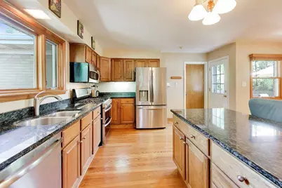 905 S School Street, Mount Prospect, IL 60056 - Photo 11